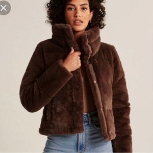 Abercrombie & Fitch The A&F Mini Puffer Brown Faux Fur Small